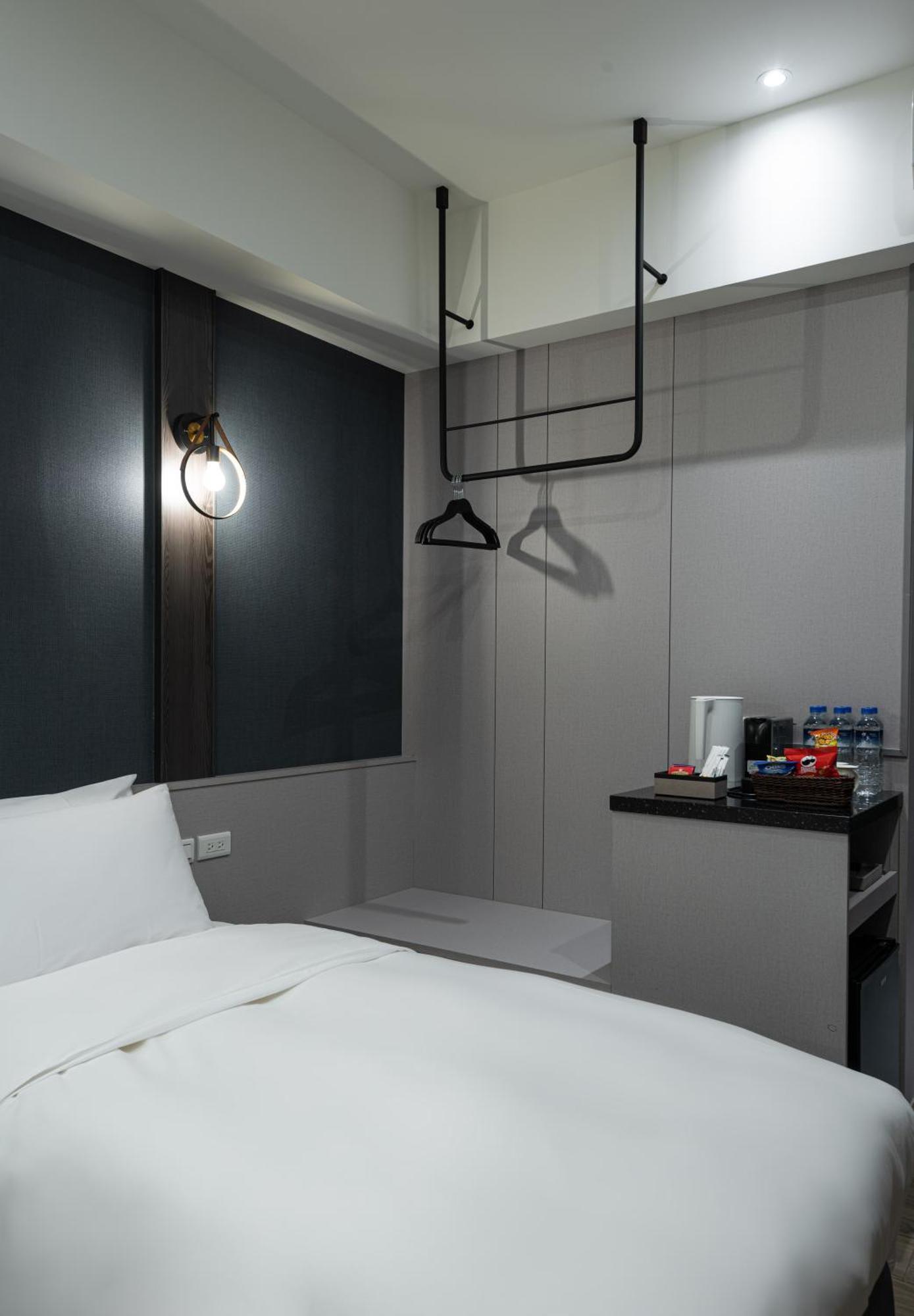 Hotel Euphemia Taichung Exterior photo