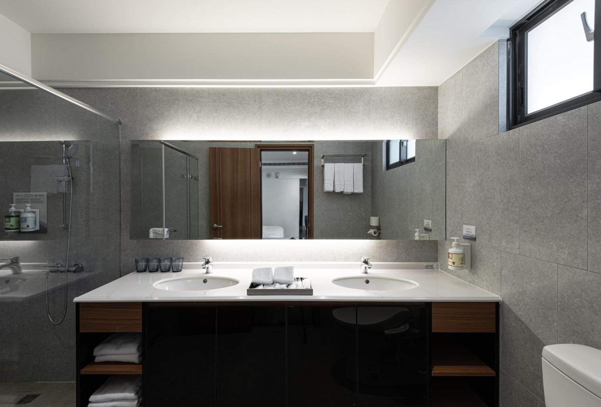 Hotel Euphemia Taichung Exterior photo