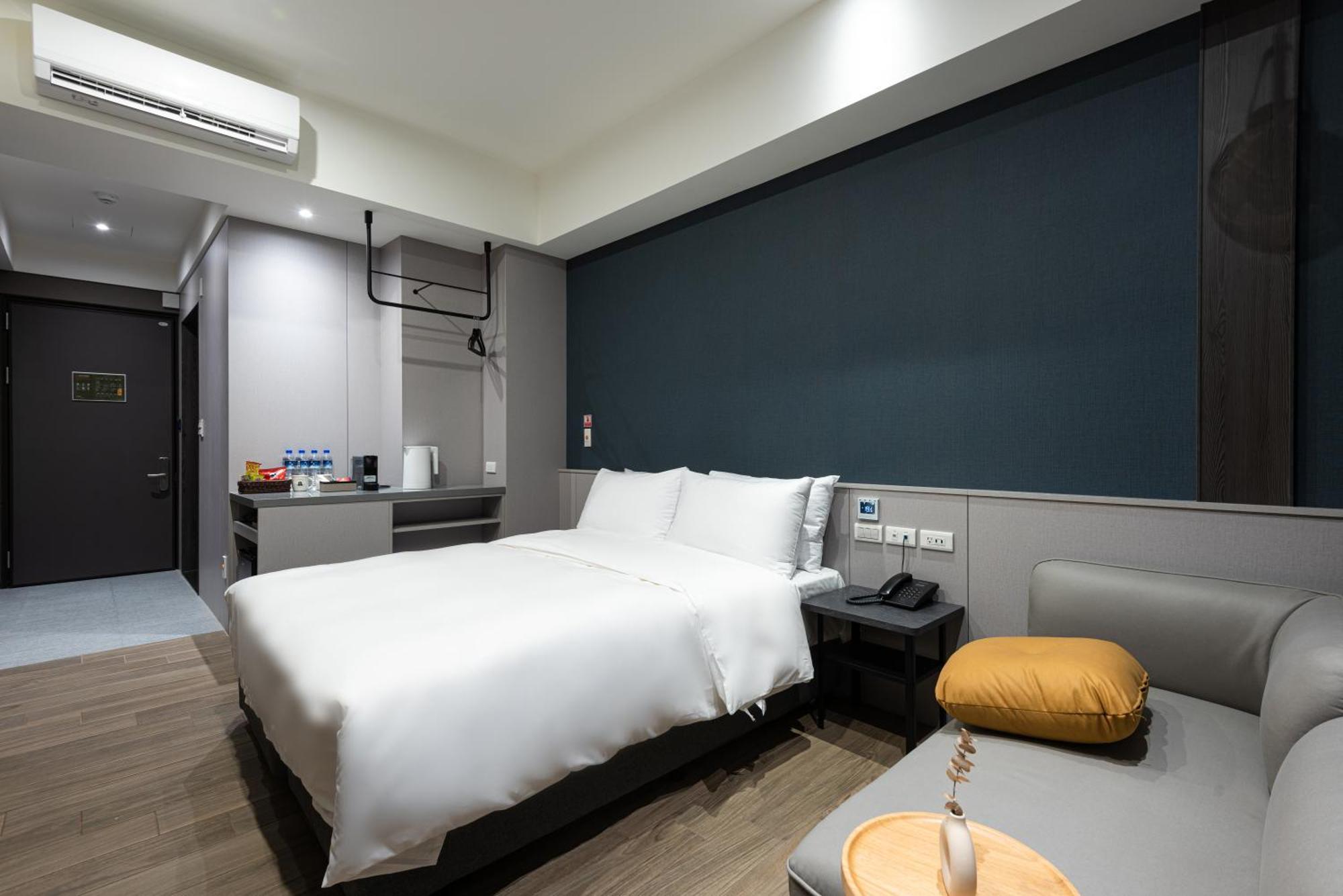 Hotel Euphemia Taichung Exterior photo