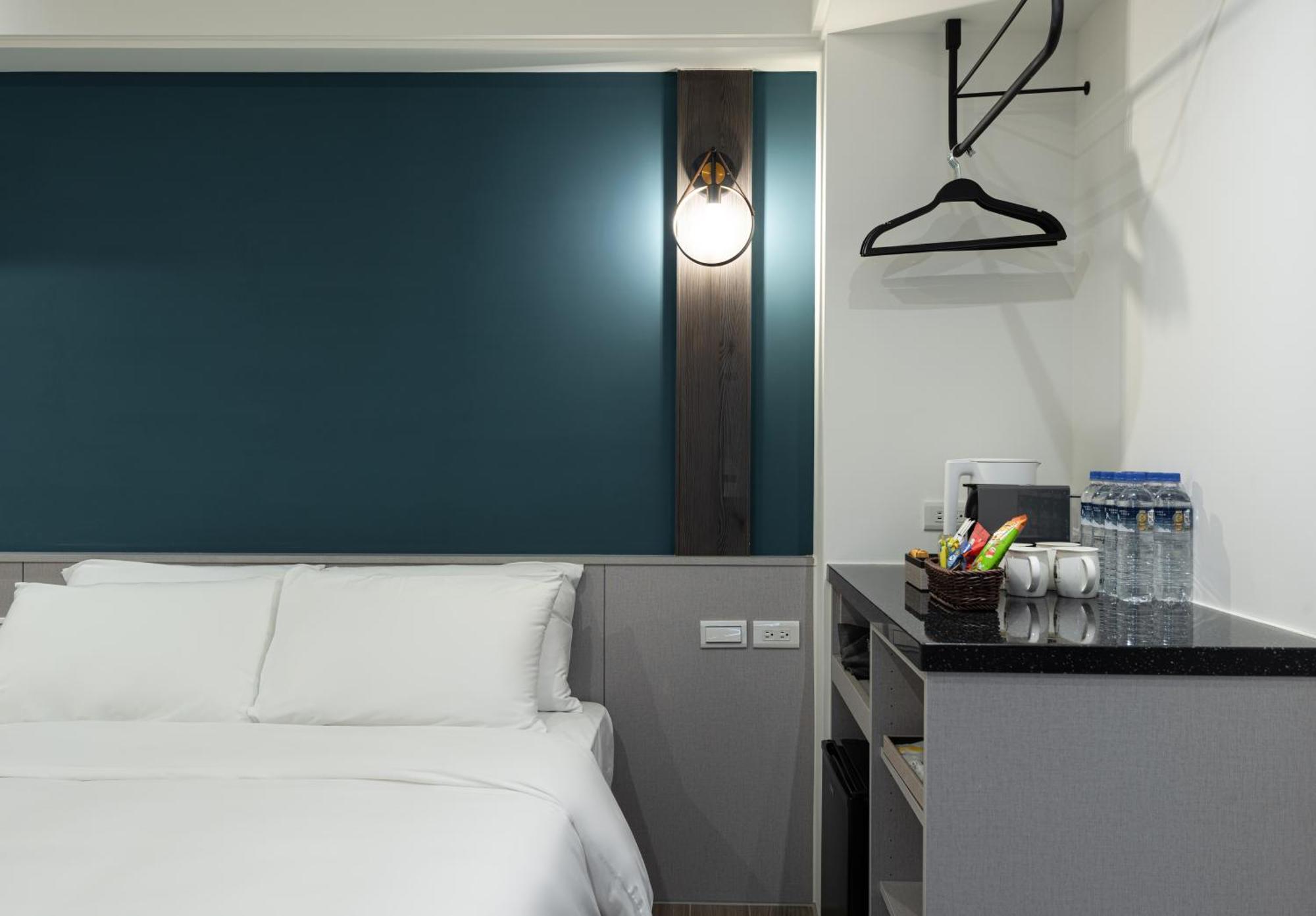 Hotel Euphemia Taichung Exterior photo