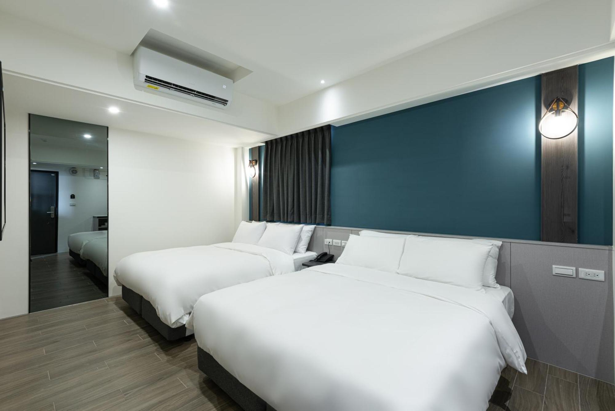 Hotel Euphemia Taichung Exterior photo